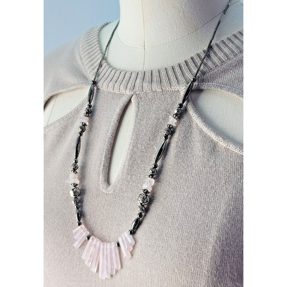 Vintage Native American Rose Pink Quartz Tarnished Silver Tone Rose 24" Necklace